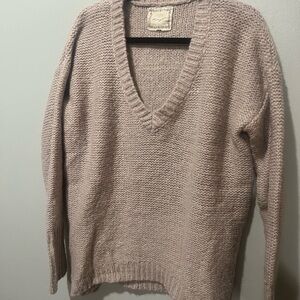 Light pink/beige V-Neck Sweater